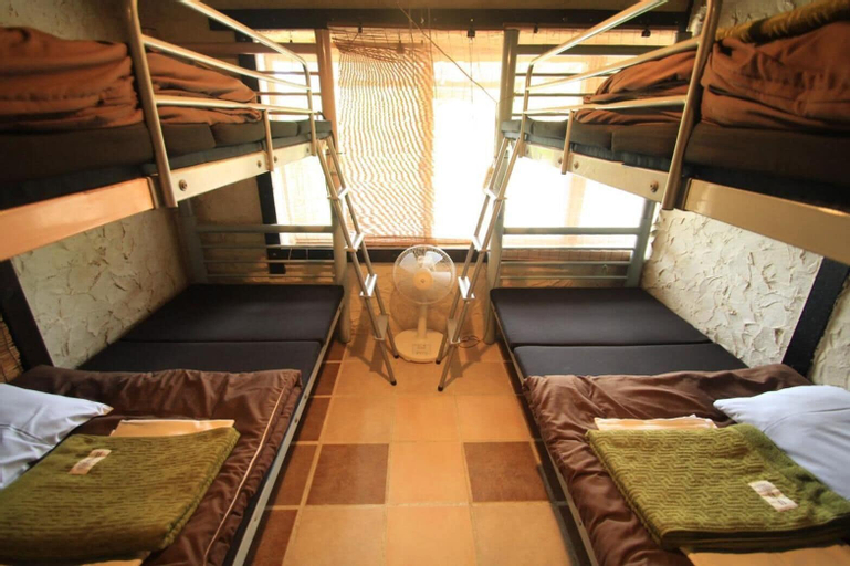 Bedroom 16