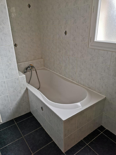 Bathroom 4, VillaPiscinePrivée 200m2, Prix Dégressif 14-16pers, Gard