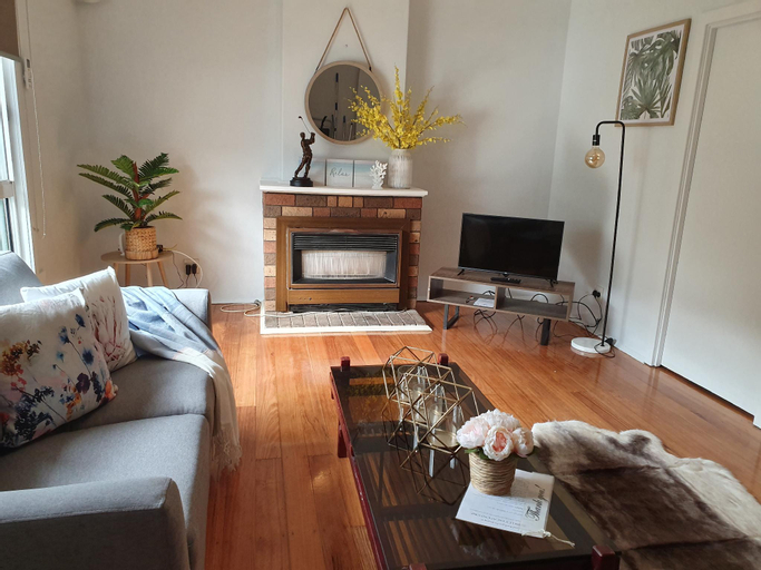 Others 3, Entire house, 3 bedrooms for 6 people, Doveton, Casey - Hallam