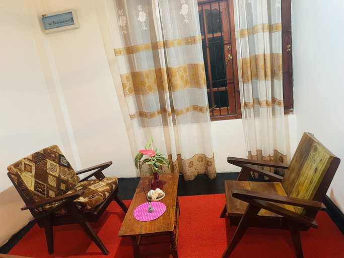 Room 4, Thaaru Guest, Weligama