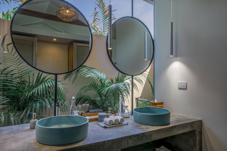 Bathroom 5, Nayara Gardens, San Carlos