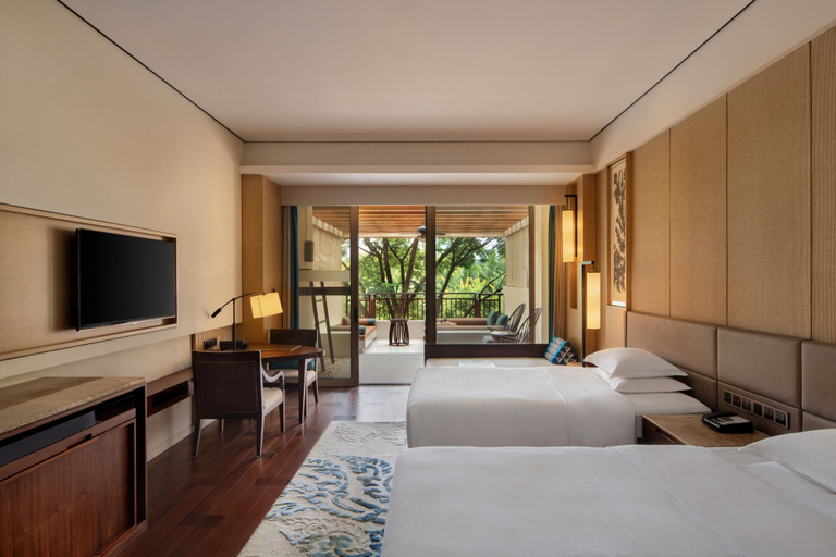 Bedroom 4, Sheraton Grand Xishuangbanna Hotel, Xishuangbanna Dai