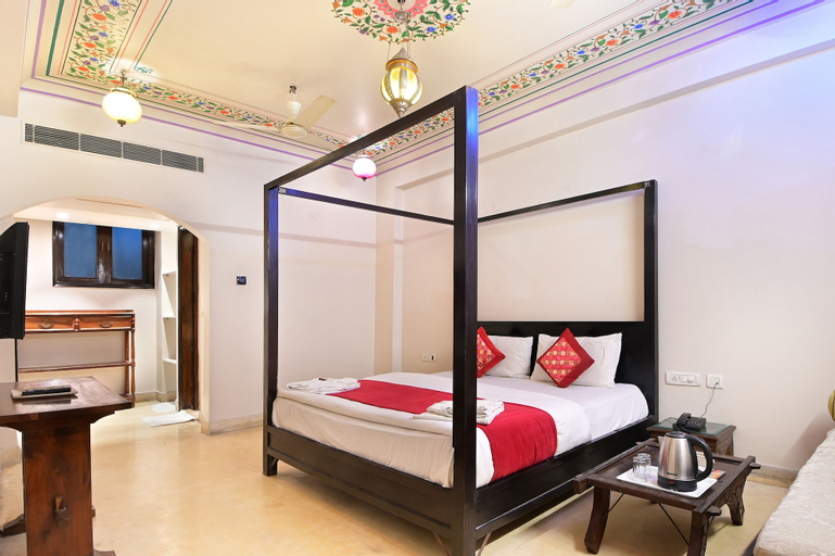 Bedroom 21