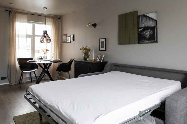 Bedroom 3, Keflavik's Ray of sunshine Hafnargata, Reykjanesbær