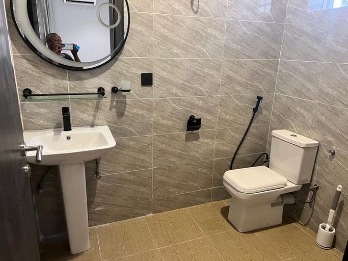 Bathroom 3, All States Apartments, Bwari