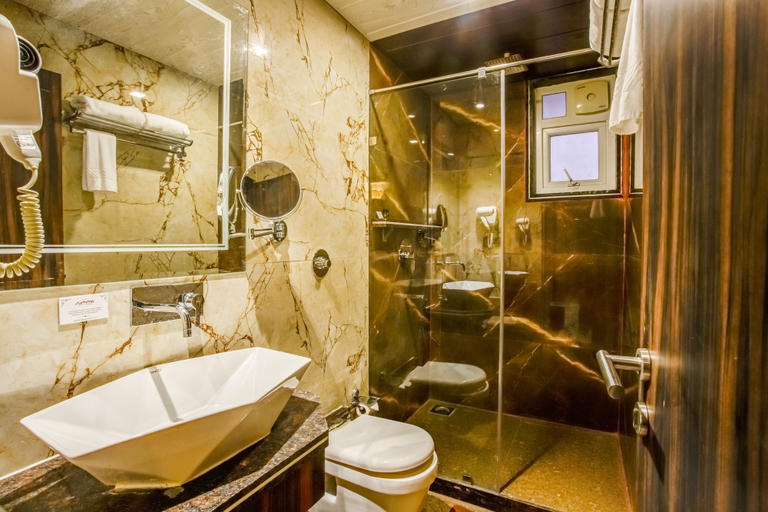 Bathroom 4, Summit Calangute Resort & Spa, North Goa
