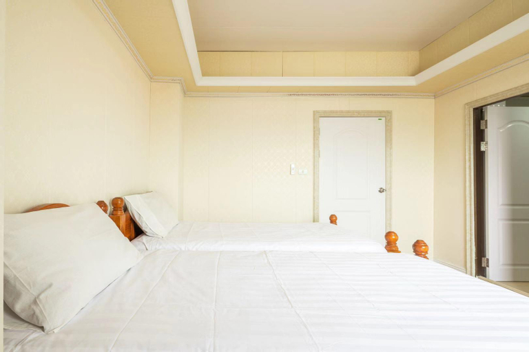 Bedroom 2, Two bedrooms and one living room(business I), Bang Na