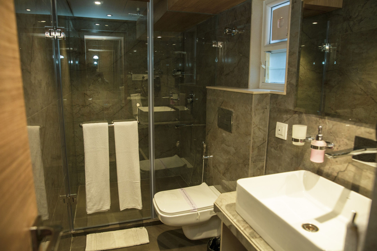 Bathroom 4, Hotel Pan Asia Continental, Kolkata