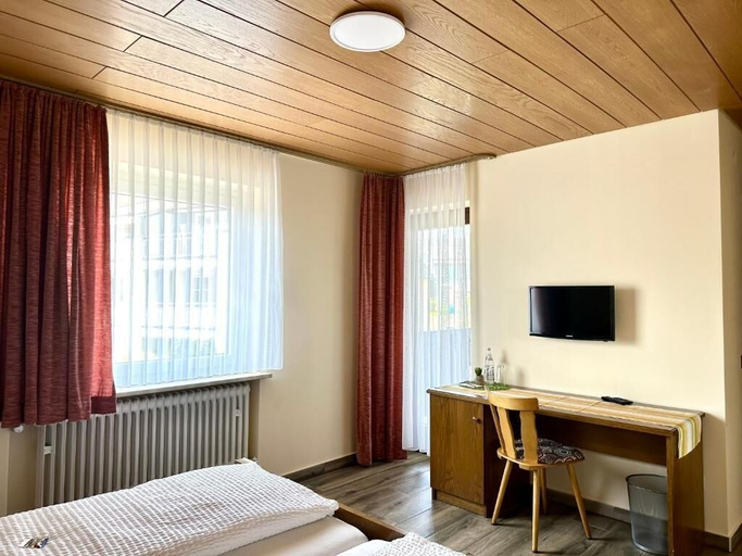 Bedroom 4, Pension Hubertus, Hof