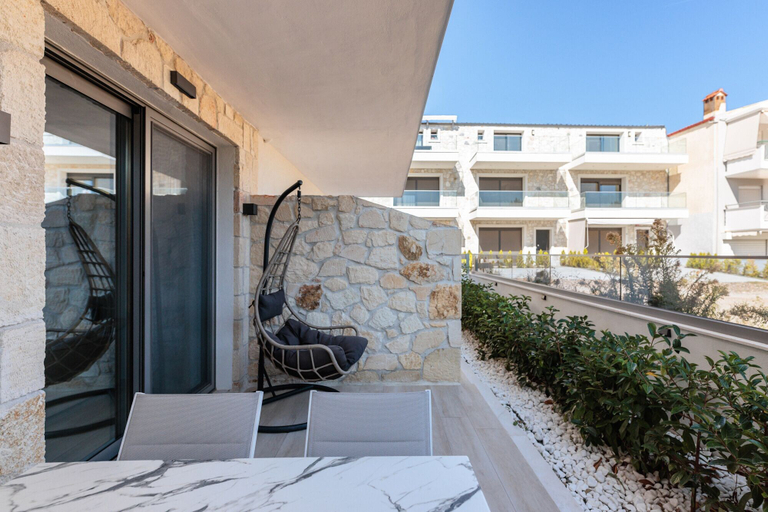 Exterior & Views 2, Amalthia Luxury Suites, Central Macedonia