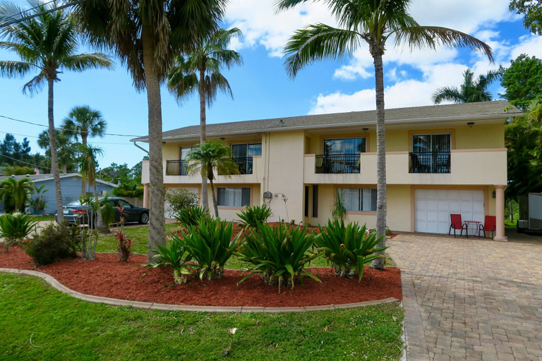 Exterior & Views 1, White Orchid Apartments, Lee