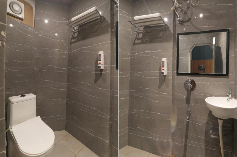 Bathroom 3, FabHotel Royal Palm Inn, Faizabad
