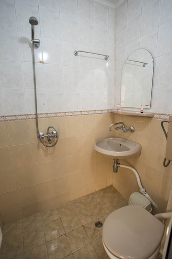Bathroom 3, Park Hotel Ivailo, Veliko Tarnovo