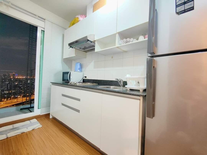 Others 4, High-Rise condo near Sukhumvit Onnut BTS, Khlong Toey