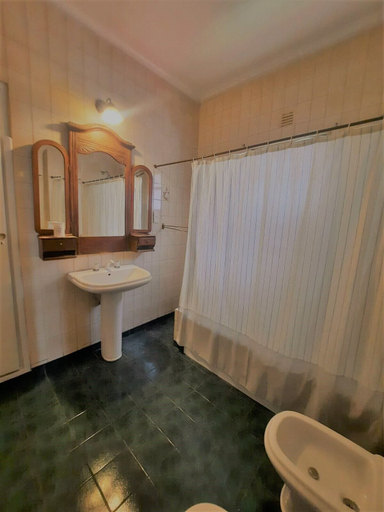 Bathroom 5, La Rufina Bed and Breaktast, Capital