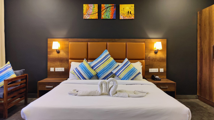 Bedroom 2, Great Empire Hotel, Kangra