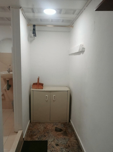 Bathroom 3, ApartaEstudios - Plaza de Toros, Santafé de Bogotá
