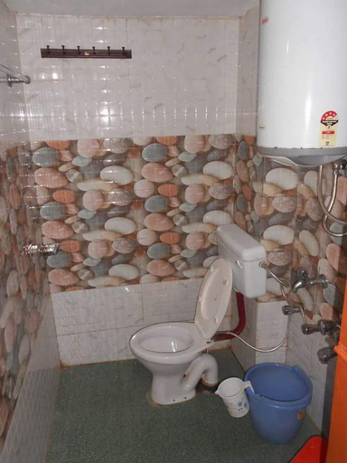 Bathroom 4, Goroomgo Rooma Srinagar, Srinagar