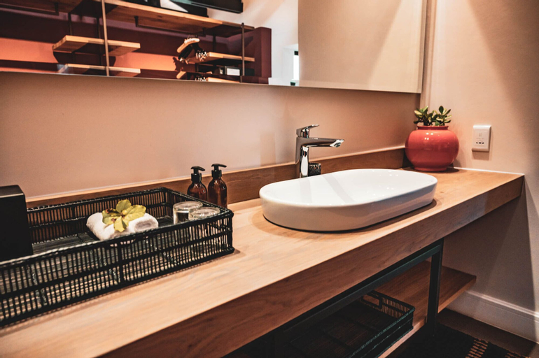 Bathroom 4