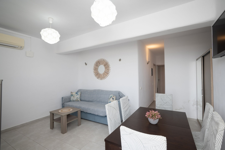 Others 4, Island Dreaming Opal 2 Bd w shared pool, South Aegean