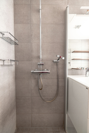 Bathroom 4, 2ndhomes Modern & Cozy 2BR Apt w Balcony, Uusimaa