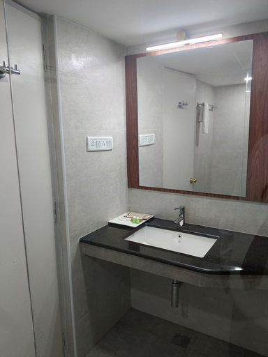 Bathroom 3