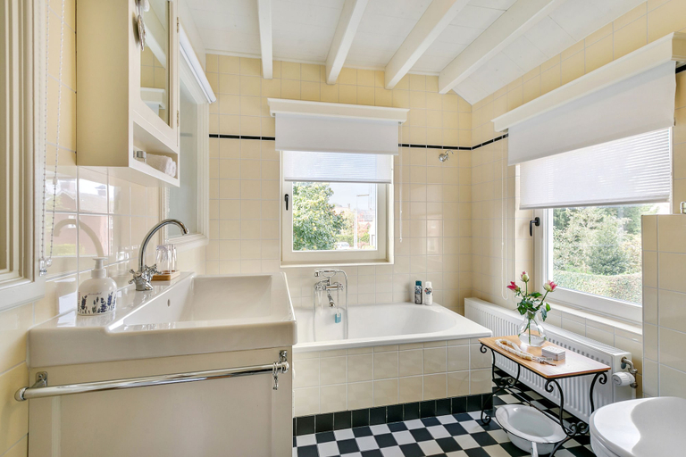 Bathroom 4, B&B Het Pronkbed, Oirschot