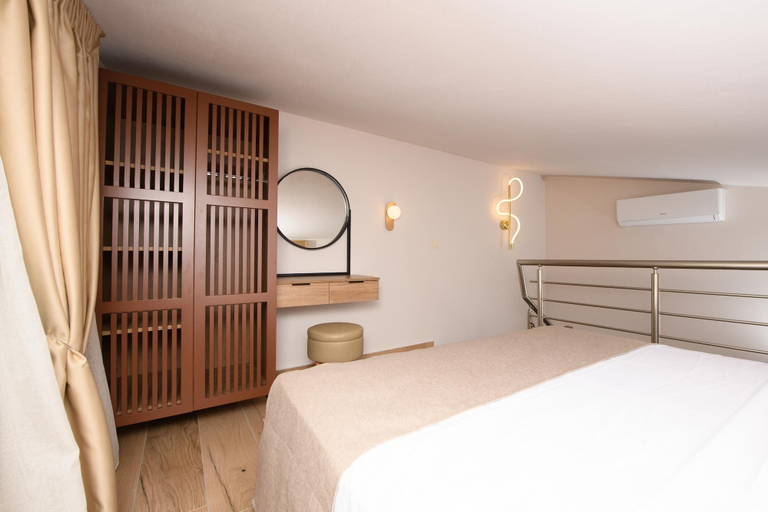 Bedroom 3, The Olive Land, East Macedonia and Thrace