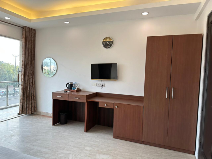 Public Area 3, Hotel The Imperio, Delhi