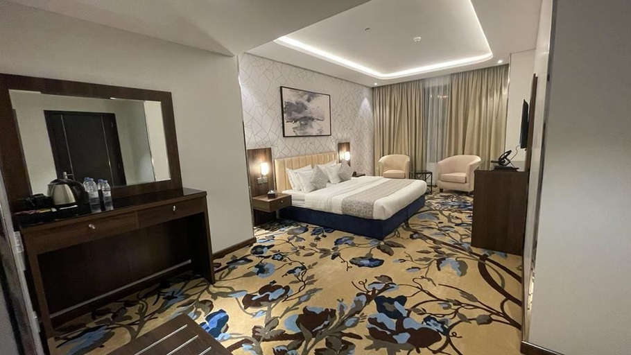 Bedroom 4, Green Hills Hotel
