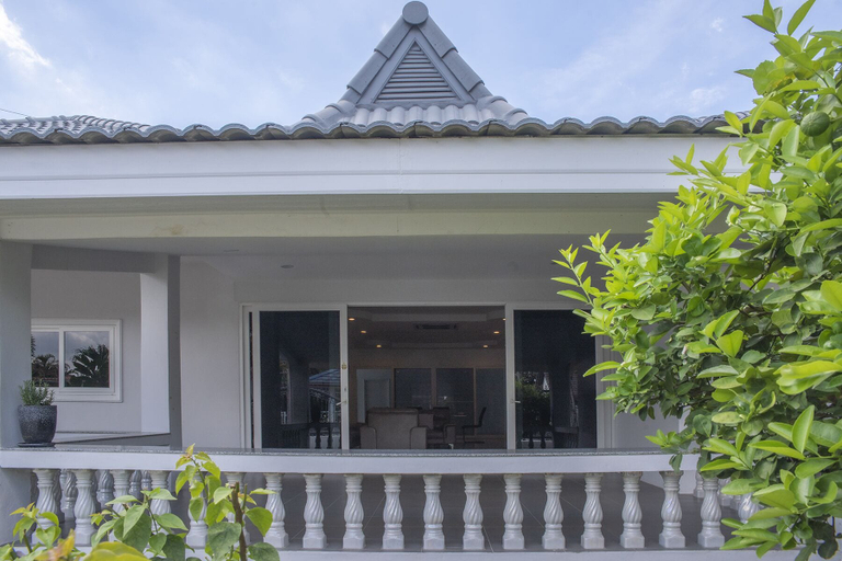 Exterior & Views 2, 6 Bedroom Tropical Pool Villa - V6, Bang Lamung