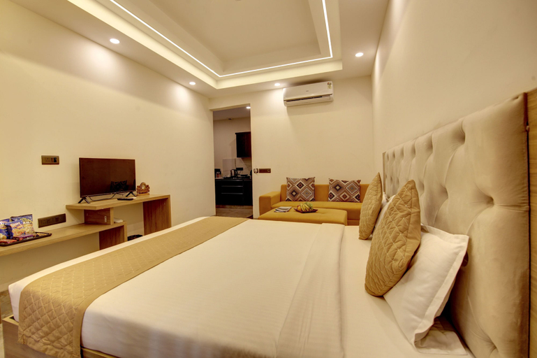 Bedroom 3, 360 Degree Hotel, Gurgaon