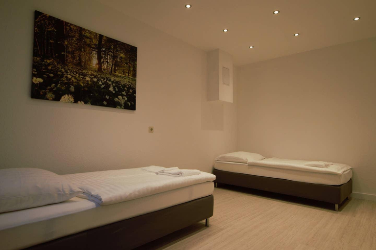 Bedroom 3, Meerbusch 4 Room Souterrain Villa Apartment, Rhein-Kreis Neuss