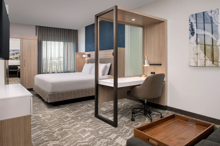Bedroom 3, SpringHill Suites by Marriott Cincinnati Mason, Warren