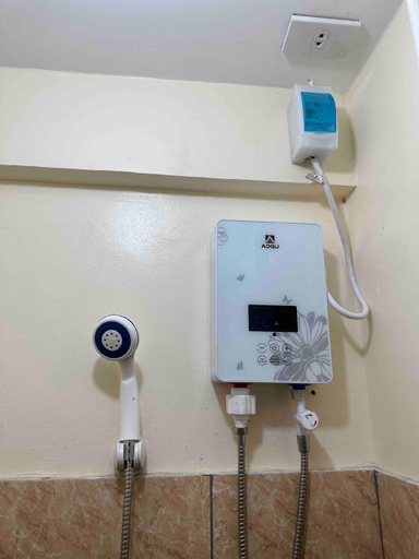 Others 2, Lawton Residences Studio Room 3K, Taguig