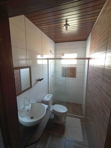 Bathroom, Pousada Vô Lica, Penha