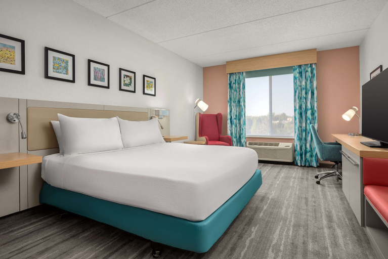 Bedroom 4, Hilton Garden Inn Greensboro, Guilford