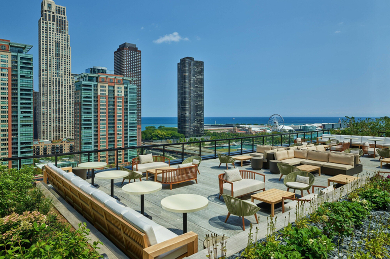 Exterior & Views 26