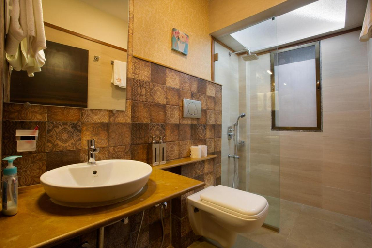 Bathroom 4, SaffronStays Dhyana-Pet friendly villa w/ Pool, Palghar