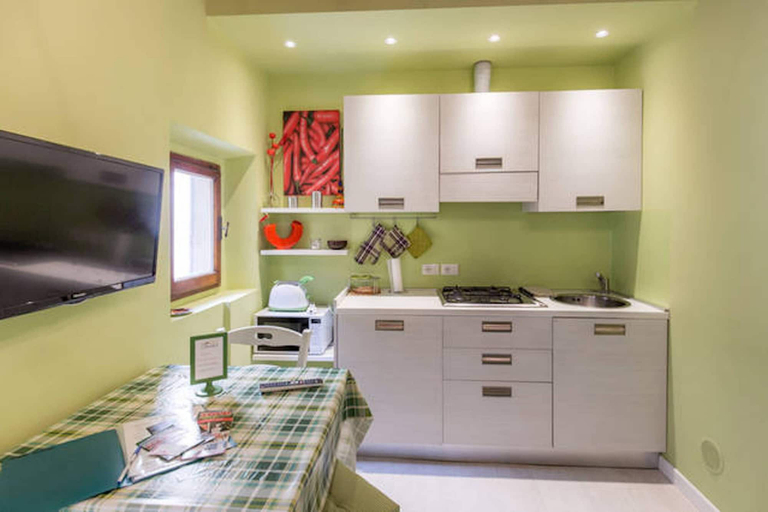 Private kitchen 2, 1BR Apt in Via Panicale by Sea N' Rent, Florence