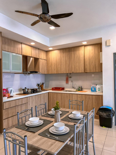 Others 5, DaMen Spacious 3BedroomFOR8pax w/2CP | IconiqueB13, Subang Jaya