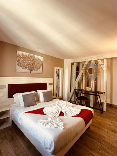 Bedroom 5, Pavillon Opéra Lafayette, Paris
