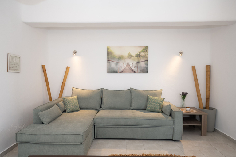 Others 4, Ginger Gold Apt Getaway with Shared Pool, South Aegean