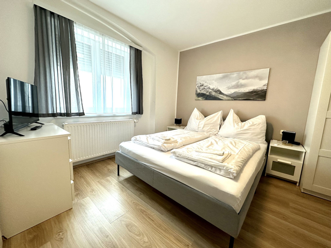 Bedroom 1, Pension Maier, Villach