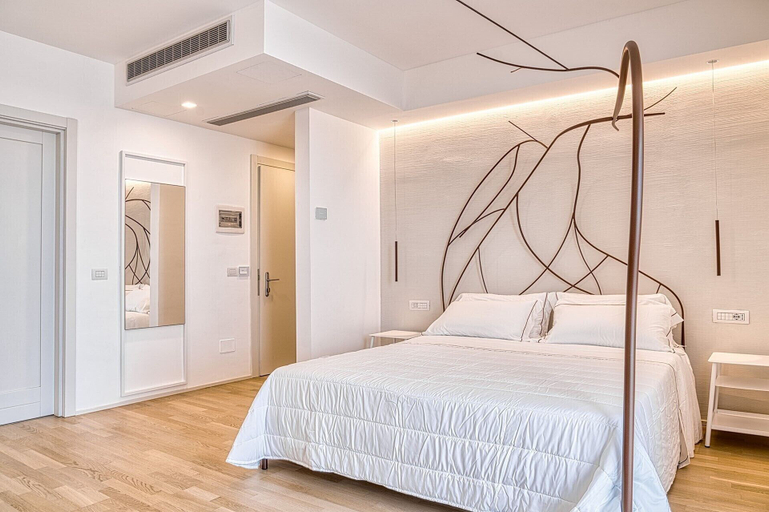 Bedroom 4, Supporter Deluxe Hotel, Chieti