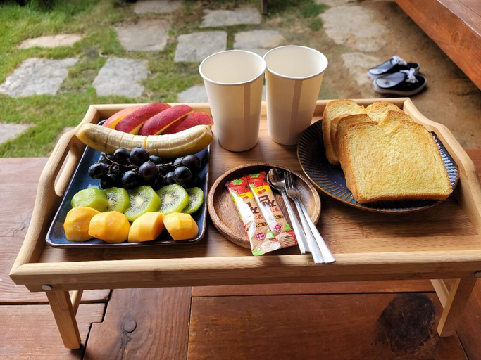 Food & Drinks 4, Jeonju Hanok Maeul Yeonwoodang Hanok, Jeonju