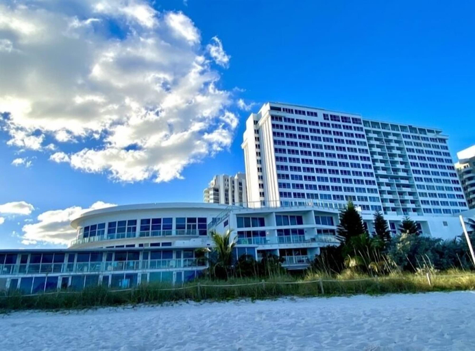Exterior & Views 1, Large Ocean front Penthouse, Miami-Dade