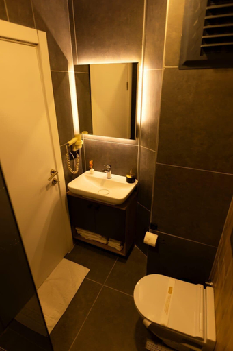 Bathroom 5, Grand Isbilir Hotel, Nevşehir