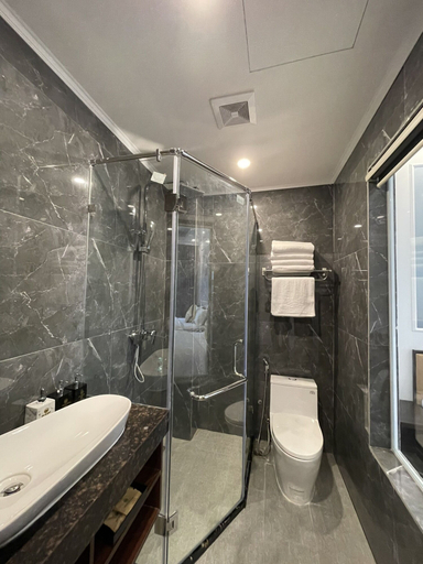 Bathroom 3, Châu Sơn Garden Resort, Ninh Bình