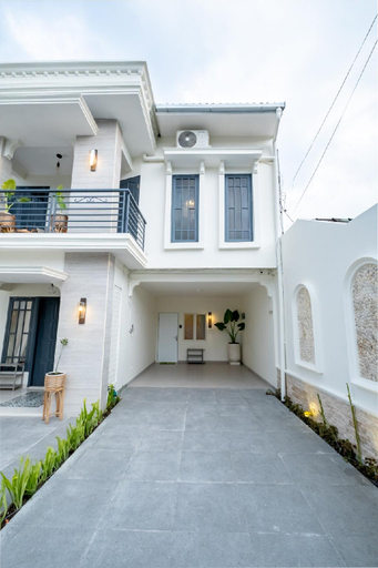Siji Plemburan Vacation Home (Unit#2, Upper Floor), Yogyakarta
